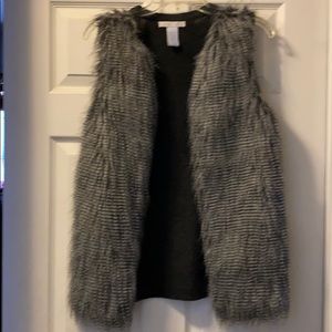 Sweater vest